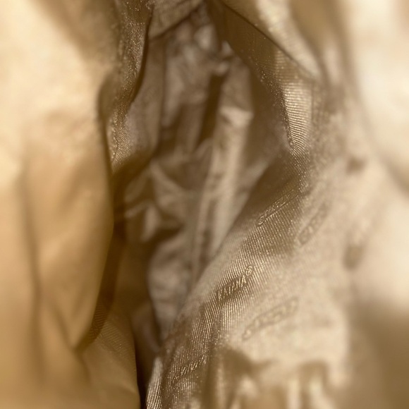 Classic Tan Leather Tote Bag - Picture 8 of 12